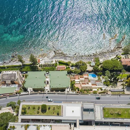 Sky & Sea By Wonderful Italy * 欧斯佩达蒂